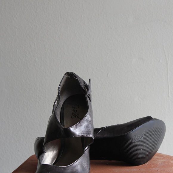 Carlos Santana Pewter Gray Metallic High Heel Pumps US Size 8 - Picture 12 of 12